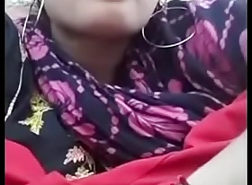 Indian gorgeous milf bhabhi fingers myself - porn naughtycunts com