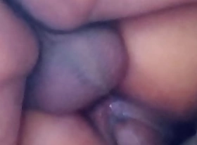 Doble penetración para mi putica, cómo disfruta tener dos vergas en su vagina y su culo